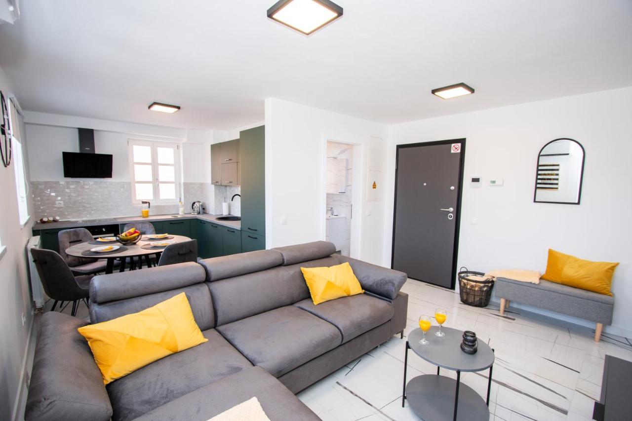 Apartmani Kac كارلوفاتش المظهر الخارجي الصورة