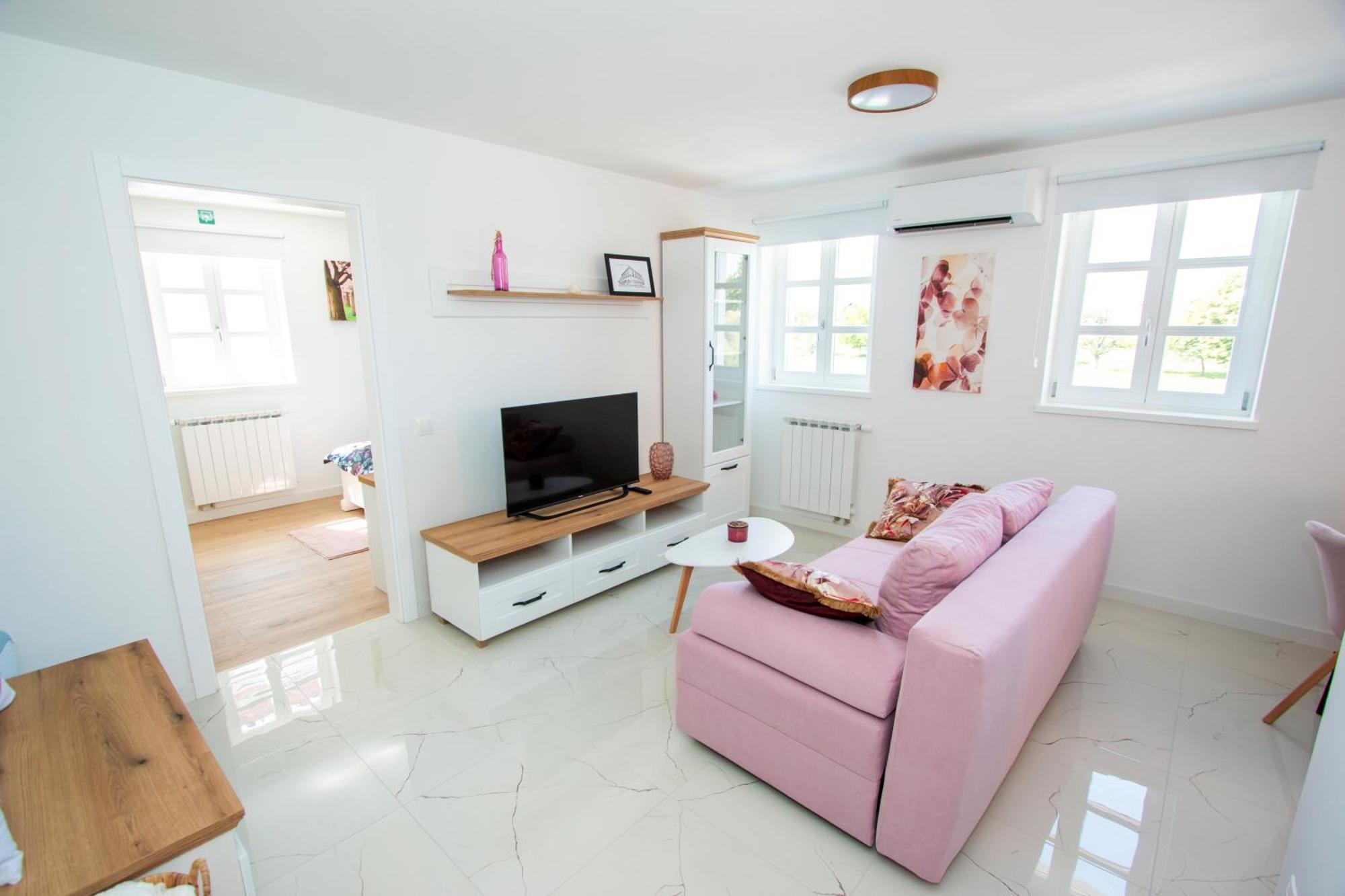 Apartmani Kac كارلوفاتش المظهر الخارجي الصورة